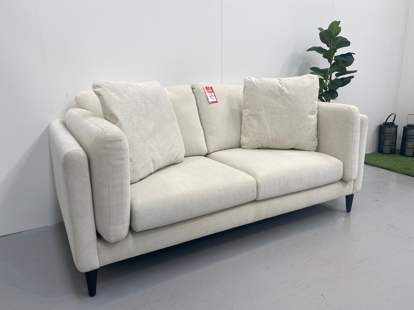 Sample Sofa SC106