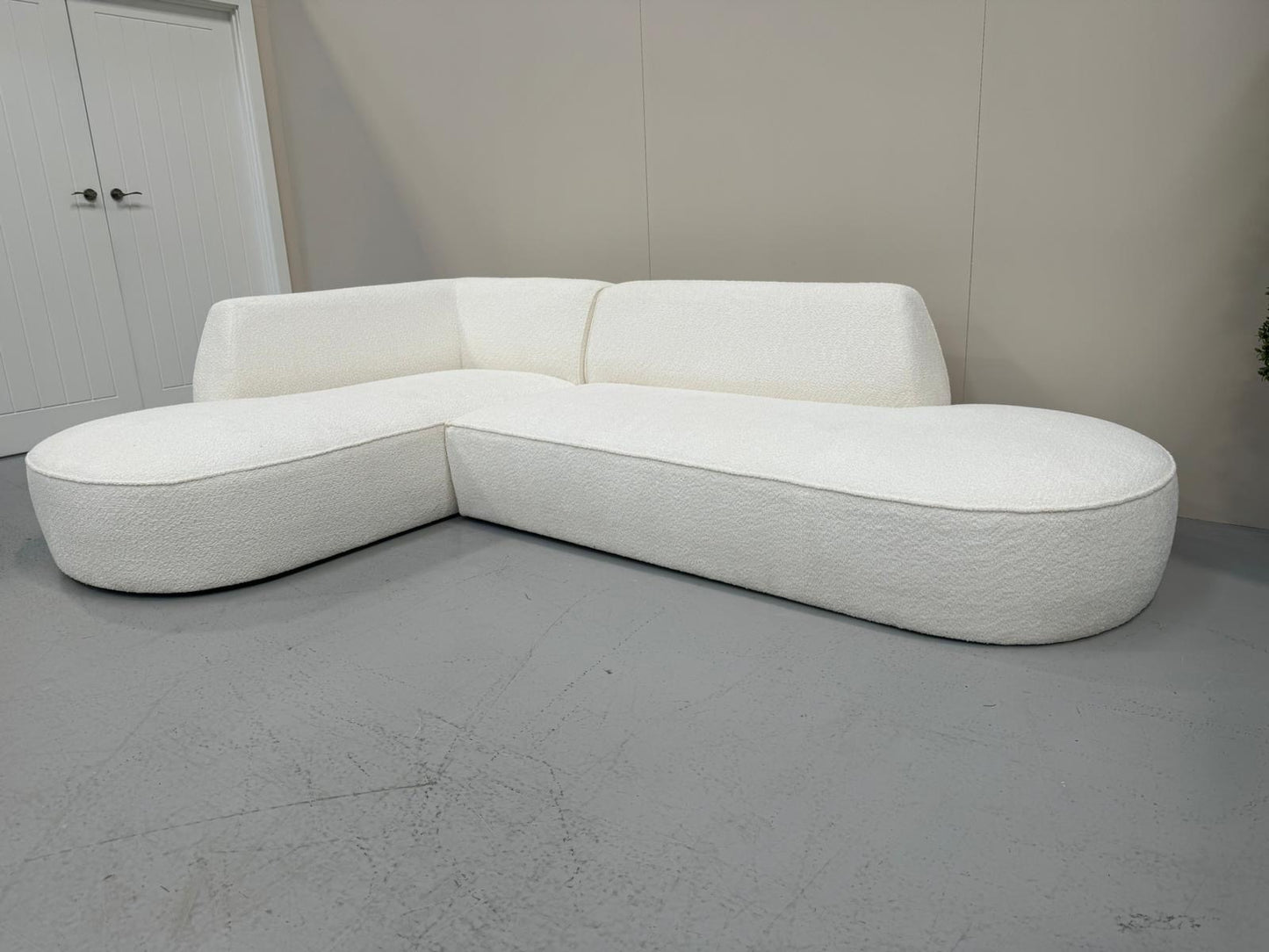 Sample Sofa SC129