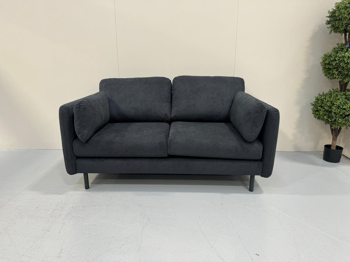 Sample Sofa SC133