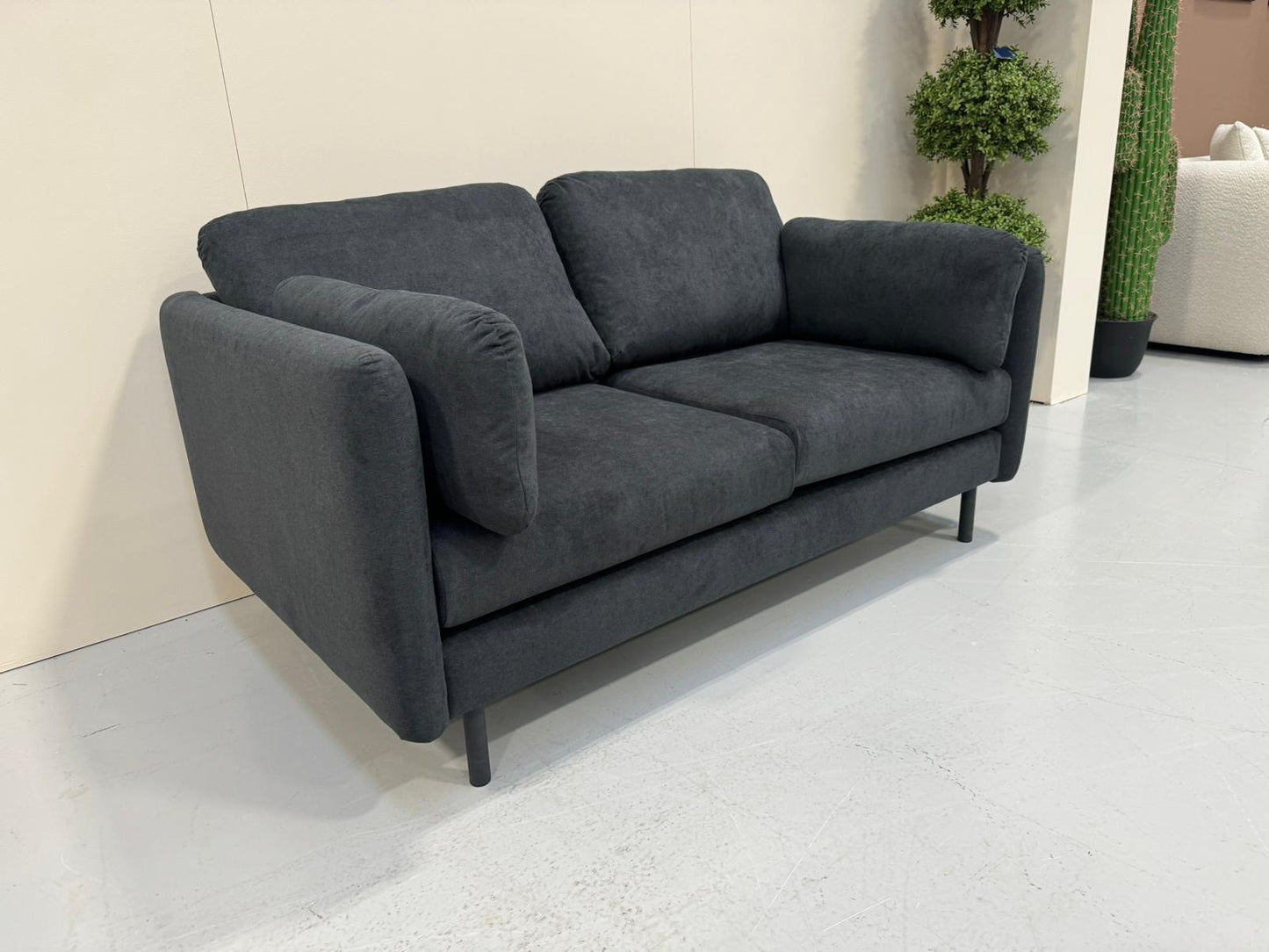 Sample Sofa SC133