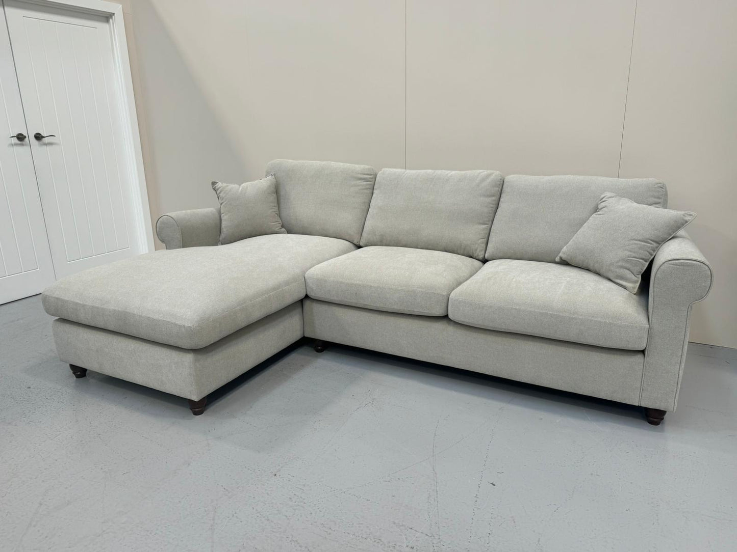 Sample Sofa SC134